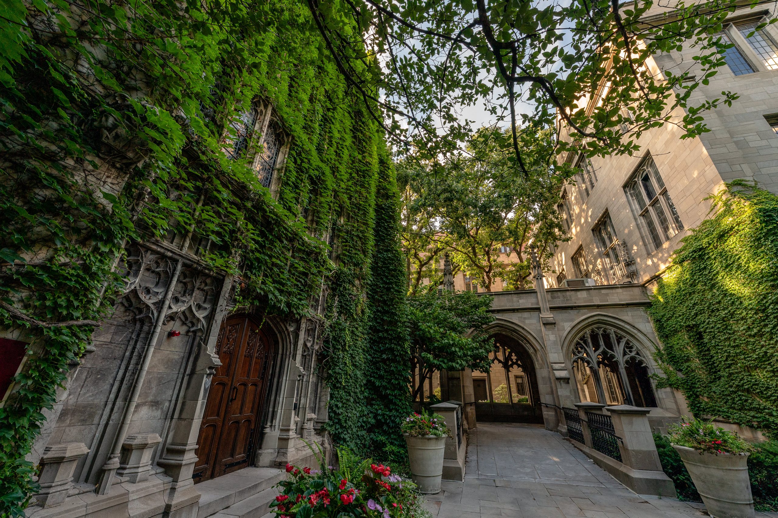 Bond-Chapel University